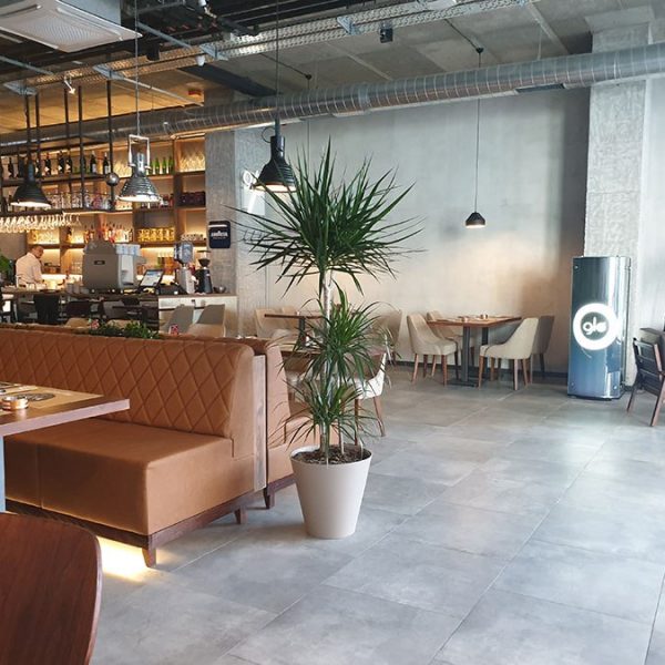 Restoran u ulici Milutina Milankovića-1