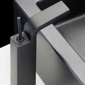 hey_joe_vert.640×0 hey_joe_vert.640x0